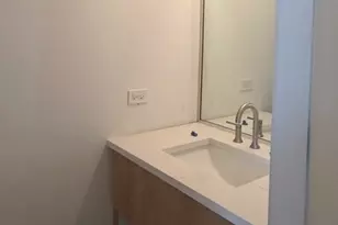 1537 N Orleans Ave, Chicago, IL 60610 - Photo 8