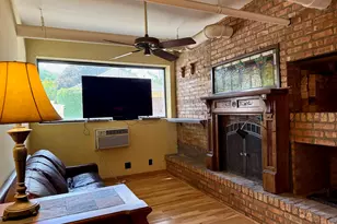 2329 W Farwell Ave, Chicago, IL 60645 - Photo 22