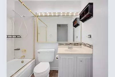290 Loveland Drive, Glendale Heights, IL 60139 - Photo 14