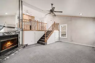 290 Loveland Dr, Glendale Heights, IL 60139 - Photo 10
