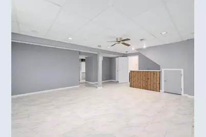 290 Loveland Drive, Glendale Heights, IL 60139 - Photo 18