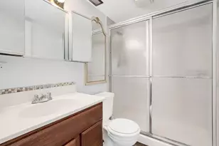 290 Loveland Dr, Glendale Heights, IL 60139 - Photo 20