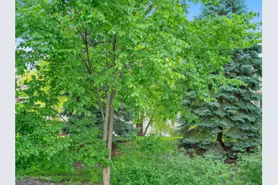 290 Loveland Drive, Glendale Heights, IL 60139 - Photo 22