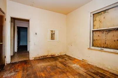 8255 S Saint Lawrence Avenue, Chicago, IL 60619 - Photo 12