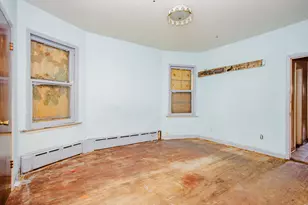 8255 S St Lawrence Ave, Chicago, IL 60619 - Photo 14