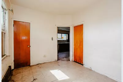 8255 S Saint Lawrence Avenue, Chicago, IL 60619 - Photo 16