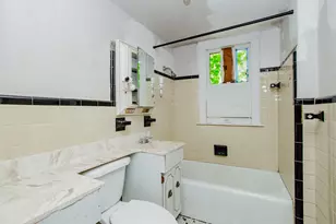 8255 S St Lawrence Ave, Chicago, IL 60619 - Photo 24