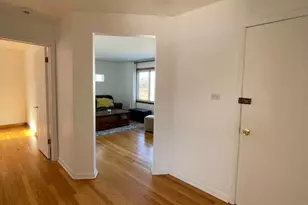 6309 W Touhy Ave, Chicago, IL 60646 - Photo 4
