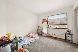 1675 Napa Dr, Gurnee, IL 60031 - Photo 20