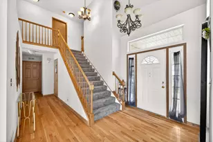 1675 Napa Dr, Gurnee, IL 60031 - Photo 4