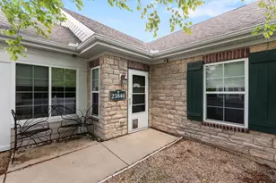 23840 W Dayfield Dr, Plainfield, IL 60586 - Photo 2