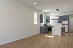 2036 N Hoyne Ave, Chicago, IL 60647 - Photo 6