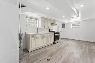 847 W 50th St, Chicago, IL 60609 - Photo 12
