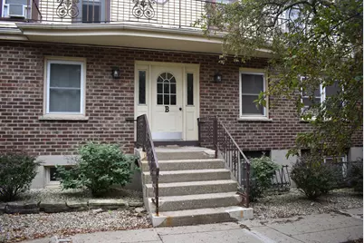 844 Village Quarter Road #B5, West Dundee, IL 60118 - Photo 2