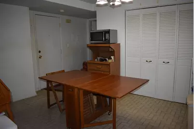844 Village Quarter Road #B5, West Dundee, IL 60118 - Photo 10