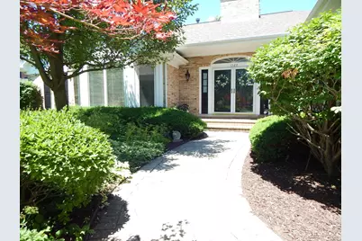 1322 W Steeplechase Lane, Palatine, IL 60067 - Photo 2