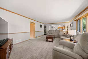 800 Lisdowney Dr, Lockport, IL 60441 - Photo 18