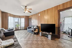 541 W Root St, Chicago, IL 60609 - Photo 4