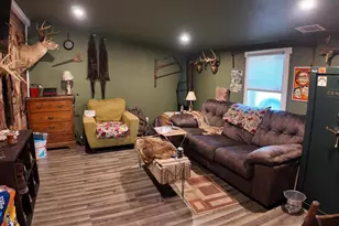 213 W S, Mt. Sterling, IL 62353 - Photo 6