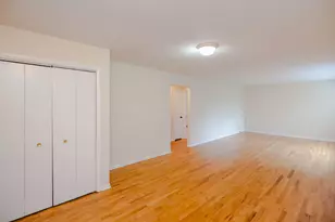 2003 W Touhy Ave, Chicago, IL 60645 - Photo 2