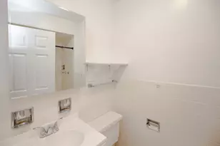 2003 W Touhy Ave, Chicago, IL 60645 - Photo 8