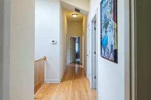 2111 N Whipple St, Chicago, IL 60647 - Photo 18
