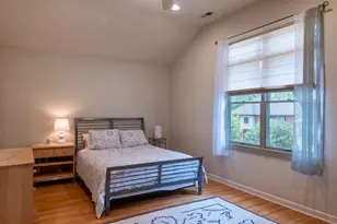 2111 N Whipple St, Chicago, IL 60647 - Photo 20