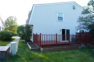 1943 Hancock Dr, Hoffman Estates, IL 60169 - Photo 18