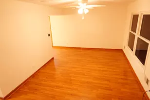 1943 Hancock Dr, Hoffman Estates, IL 60169 - Photo 2