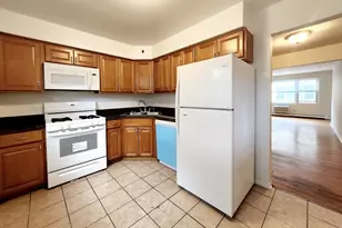 2005 W Touhy Ave, Chicago, IL 60626 - Photo 6