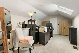 1102 Pine Valley Ct, Elgin, IL 60124 - Photo 24