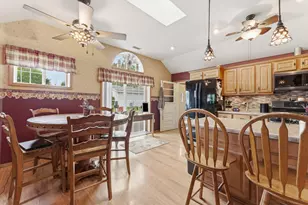 10606 W Eastwood Rd, Beach Park, IL 60087 - Photo 12