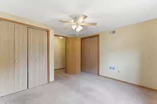 10606 W Eastwood Rd, Beach Park, IL 60087 - Photo 34