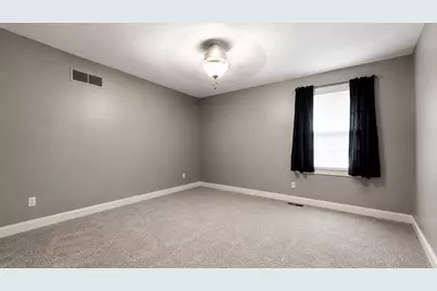 30 Long Grove Drive, Monticello, IL 61856 - Photo 12