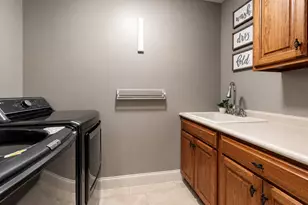 30 Long Grove Dr, Monticello, IL 61856 - Photo 14