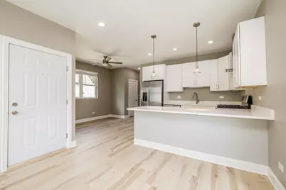 717 N Parkside Avenue #1, Chicago, IL 60644 - Photo 2