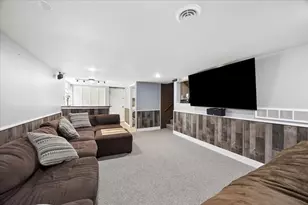 1646 Portsmouth Ave, Westchester, IL 60154 - Photo 12