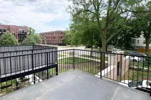 3228 W Palmer St, Chicago, IL 60647 - Photo 2