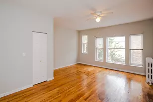 429 E Oakwood Blvd, Chicago, IL 60653 - Photo 4