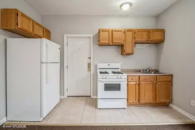 435 E Oakwood Boulevard #31, Chicago, IL 60653 - Photo 2