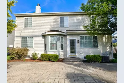 210 Balmoral Court, Glendale Heights, IL 60139 - Photo 8