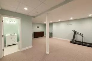 210 Balmoral Ct, Glendale Heights, IL 60139 - Photo 28