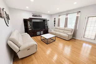 210 Balmoral Ct, Glendale Heights, IL 60139 - Photo 16