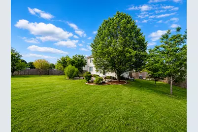 210 Balmoral Court, Glendale Heights, IL 60139 - Photo 6