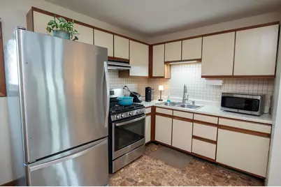 2739 N Pine Street, Waukegan, IL 60087 - Photo 4