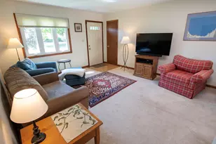 2739 N Pine St, Waukegan, IL 60087 - Photo 2