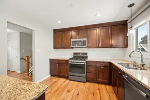 1967 Nottingham Ln, Wheaton, IL 60189 - Photo 12