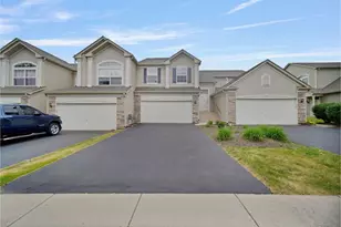 1717 Fieldstone Dr S, Shorewood, IL 60404 - Photo 2