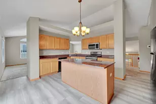 1717 Fieldstone Dr S, Shorewood, IL 60404 - Photo 8