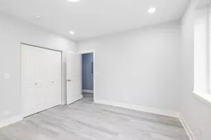 1232 S Fairfield Ave, Chicago, IL 60608 - Photo 10